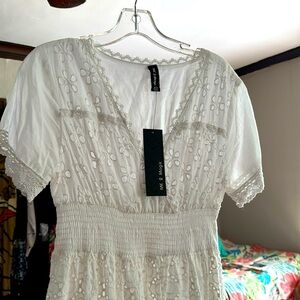 M NWT Beautiful long and white